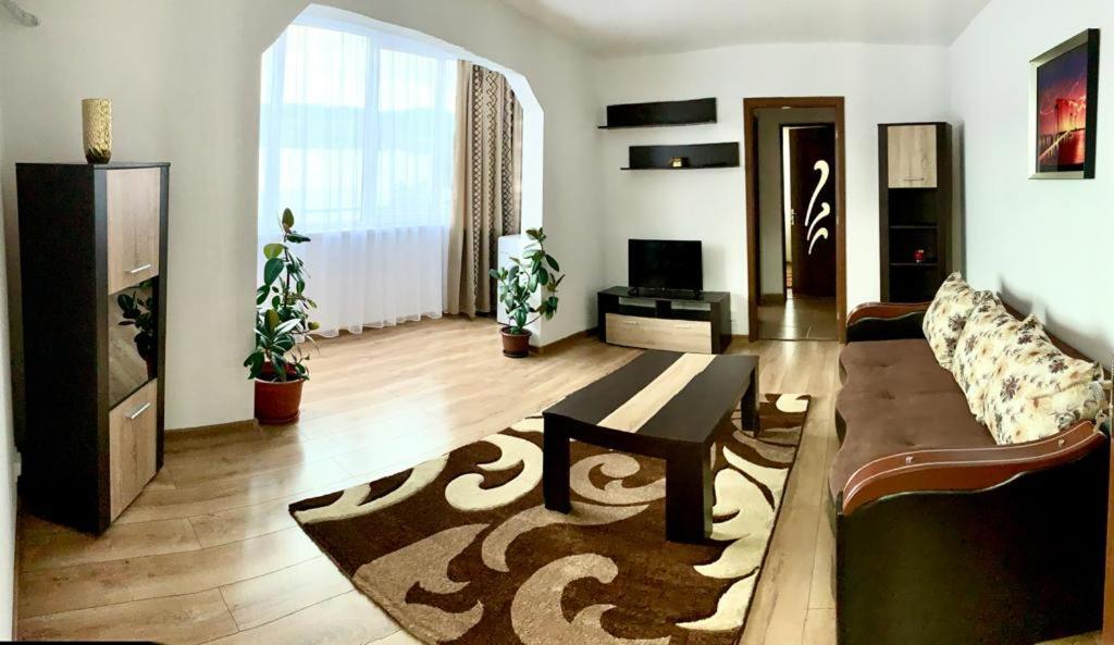 Ferienwohnung Cazare Apartament Orşova Exterior foto